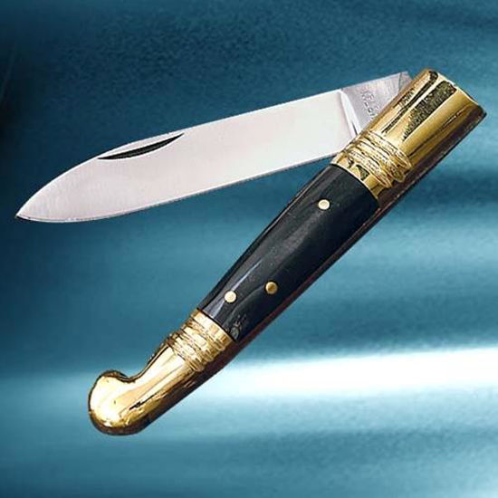 Picture of Old Fashioned Horn Folder 