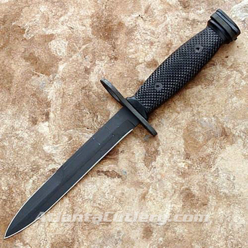 Picture of U.S. Military Issue AR-15/M16 M7 Bayonet with M10 Scabbard