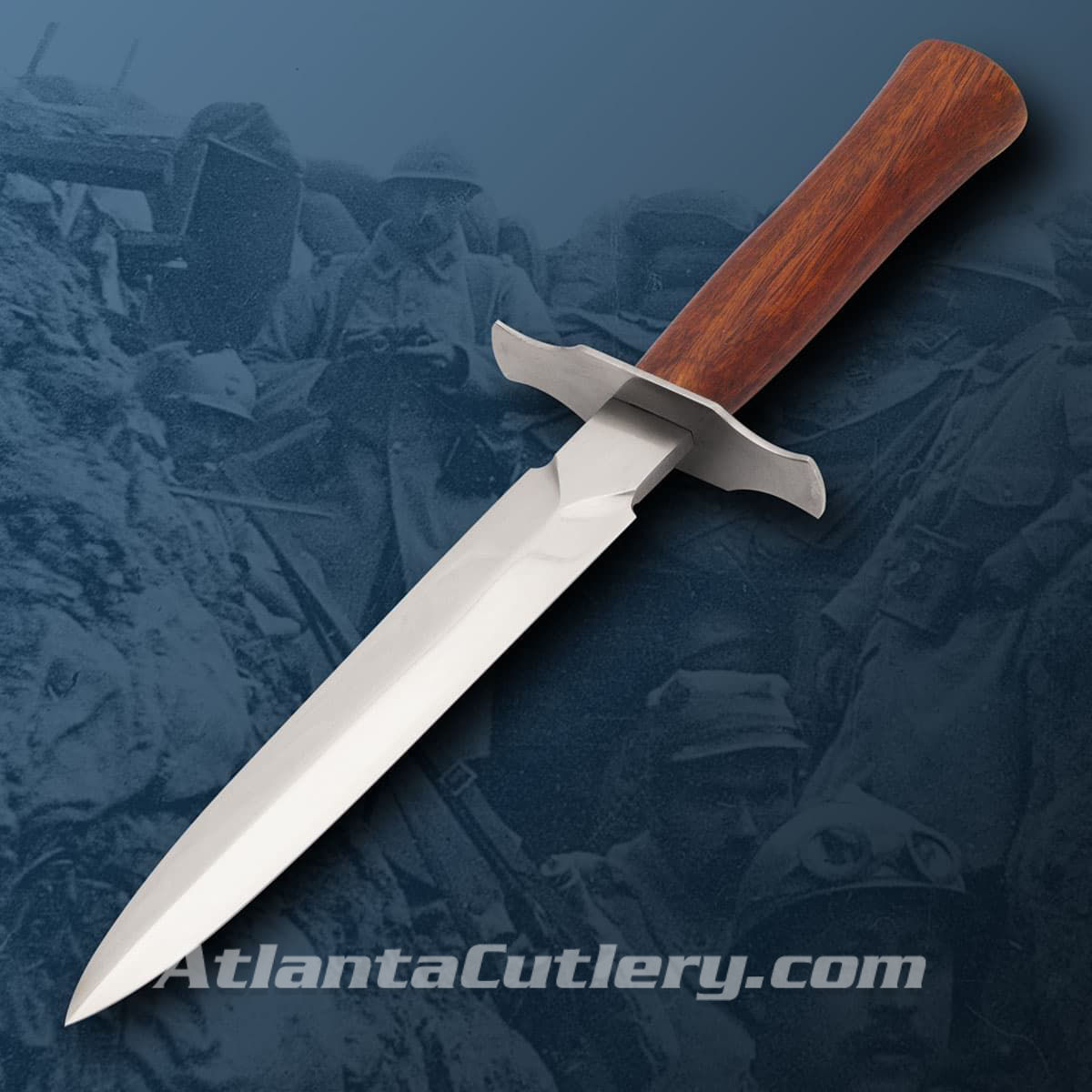 blade design of French dagger Avenger of 1870 inspired the US M1918 Trench Knife with style used into WWII