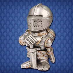 Picture of Shorty English Knight Statue