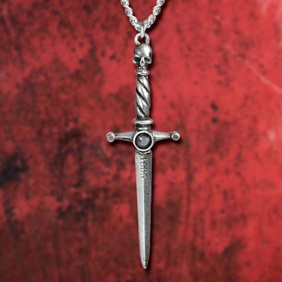 Picture of Hand of Macbeth Dagger Pewter Pendant