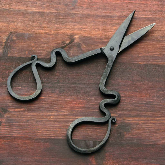 Picture of Retro Forged Iron Wavy Scissors