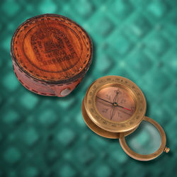 Mary Rose Compass Magnifier