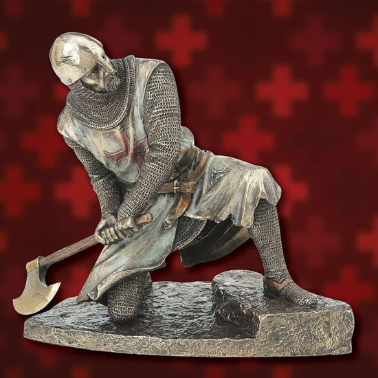 Picture of Templar Knight with Axe Statue