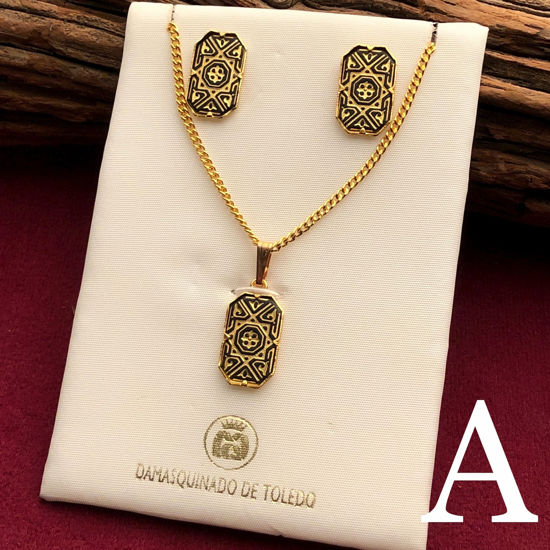 Details about   Damascene Gold 17x13mm Oval Pendant Necklace by Midas of Toledo Spain