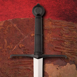 Windlass Black Prince Medieval Sword has a round pommel with an inlaid 4 heart clover design and a leather wrapped grip